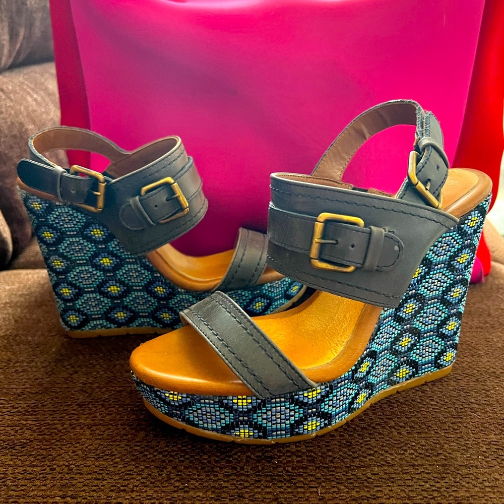 Flexi Wedges